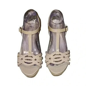 Nurture Natural Leather T-Strap Wedge Platform Sandal Heels 9 Flaw